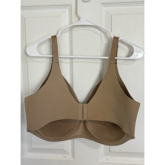 Soma Vanishing 360 Wireless Nude Bra Size 40DDD SEE DESC - Picture 2 of 11